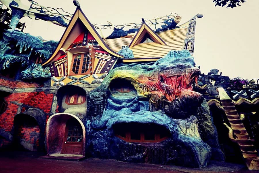 CRAZY HOUSE